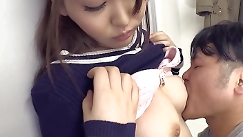 Japanese stepsister,had oral sex uncensored.