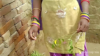 मेरी गर्ल फ्रेंड ने मुझे घर में बुला के चुदाया