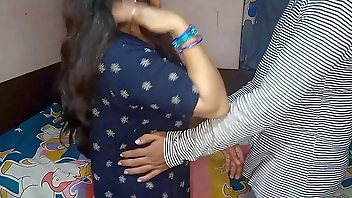 नेवली मैरिड कपल्स ऑफिस से आकर सीधा बीवी को चोदा