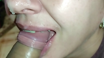 Amateur Married MILF Wife Cheating on her Husband