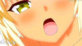 linda chica rubia en la playa hentai