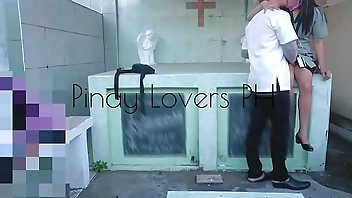 Teacher and Student Viral Cemetery Risky Sex,Si Mam kinantot sa Sementeryo!