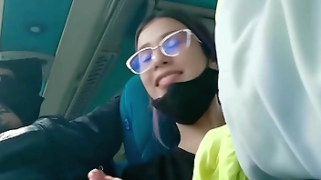 kattyblake da mamada babosa y follada en bus de copetran rumbo al peñon de guatape