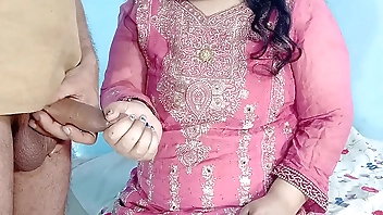 बिना कंडोम के मिशनरी पीओवी में भारतीय देसी विधवा सौतेली बहन की चूत चोदना