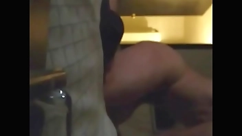 CAMARA OCULTA CON AMIGA