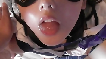 连续两次口爆吞精18岁漂亮女神！