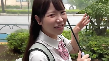 part1 さつき(18)/久しぶりの再会で彼氏へのスキが止まらないデカ乳J【1限目】一途な彼女はセックスも一途！上目遣いな舌遣いとおっぱいで至れり尽くせり！健全なゴムあり発射でやや満足～【2限目】「生でもいいよ？」と言われたからには生挿入するしか！究極の密着感×汗でムンムンになりながら、バコ〇コさせまくって大量中出し！