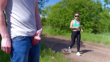 The exhibitionist accidentally met a sports stranger and...! XSanyAny