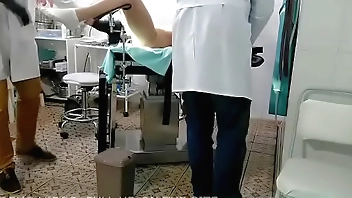 Hard gyno orgasm on gyno table