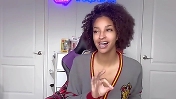 Foxybrown20 Story time stranger from walmart