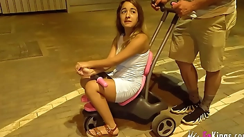 Midget babe Muñequita Enfadada is hornier than ever and wants a hard drilling!